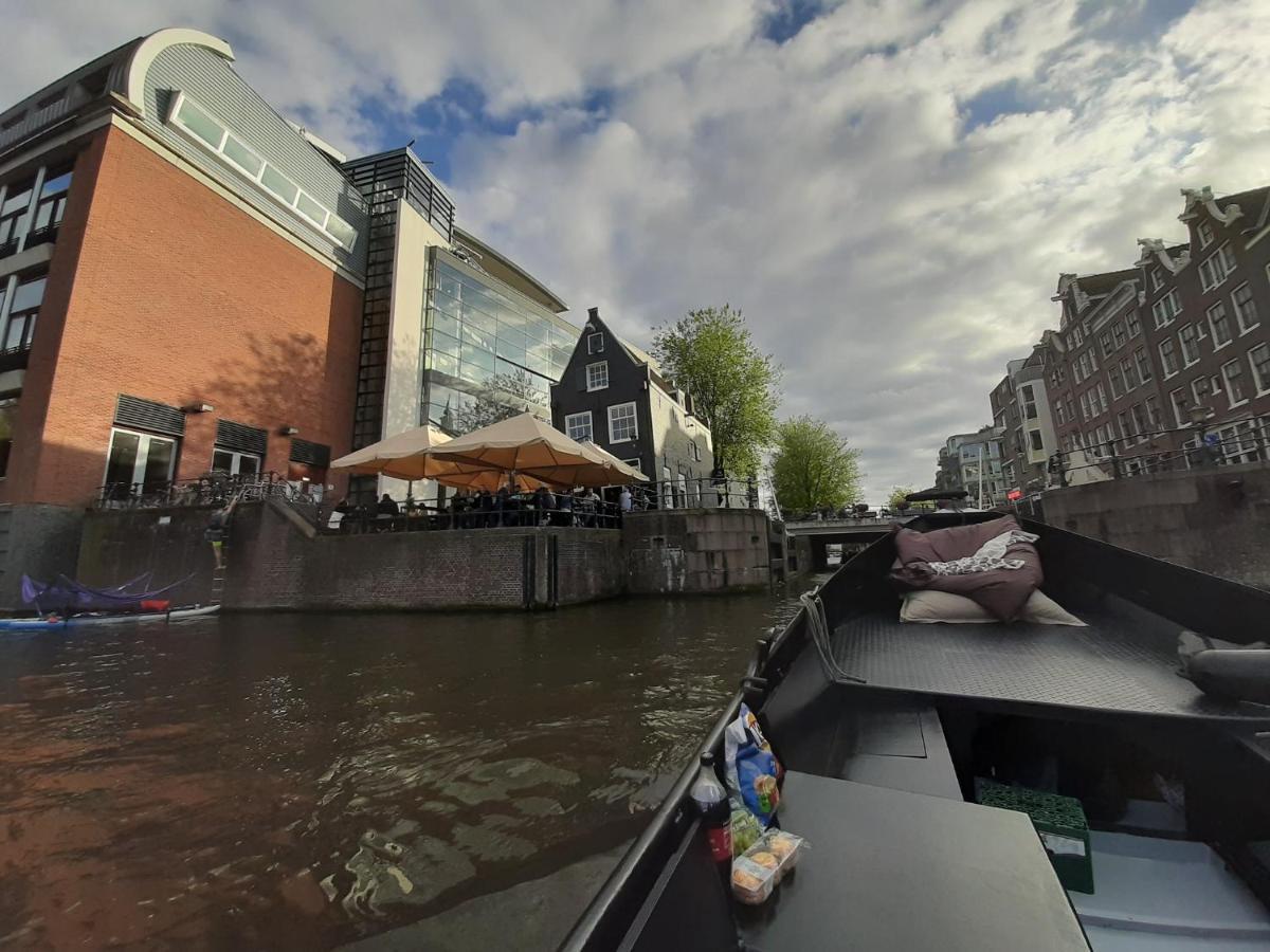 Euphrate Houseboat Hotel Amsterdam Exterior photo